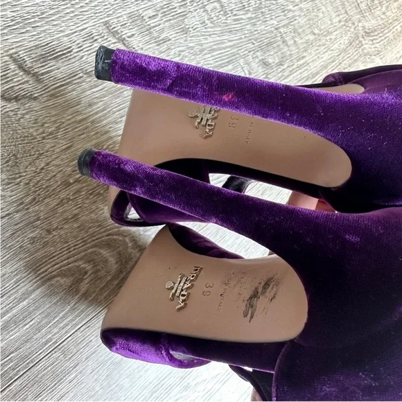PRADA Elegant Purple Velvet Women's Heels 39 EU Excellent Condition